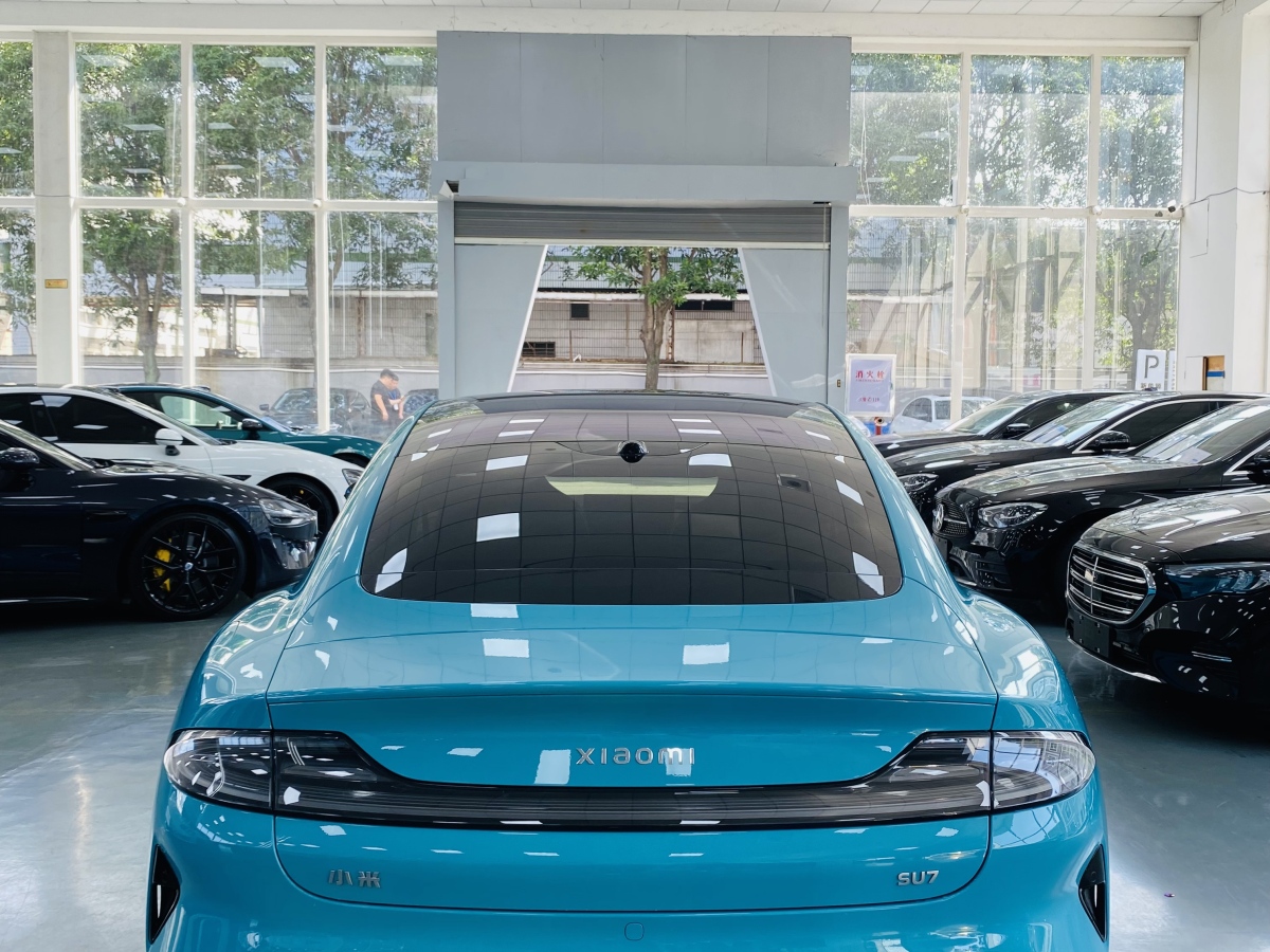 小米 小米SU7  2024款 700km 后驅(qū)標(biāo)準(zhǔn)創(chuàng)始版圖片