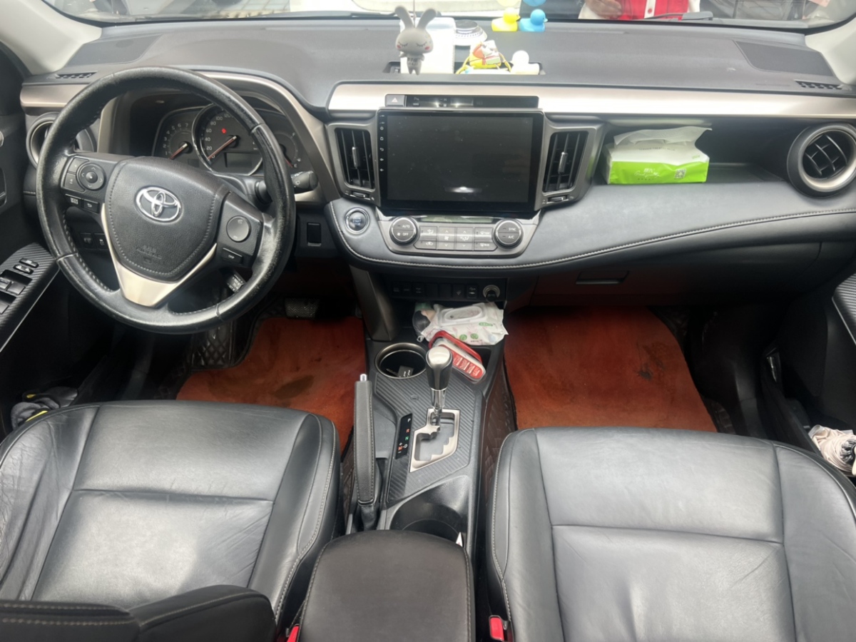 2015年2月豐田 RAV4榮放  2013款 2.0L CVT四驅(qū)新銳版