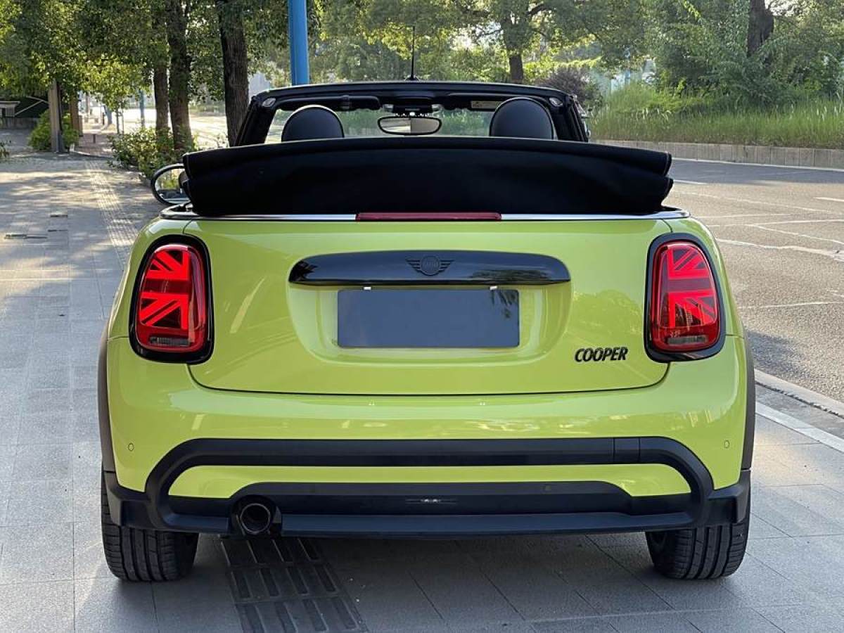 MINI MINI  2023款 1.5T COOPER CABRIO 藝術(shù)家圖片