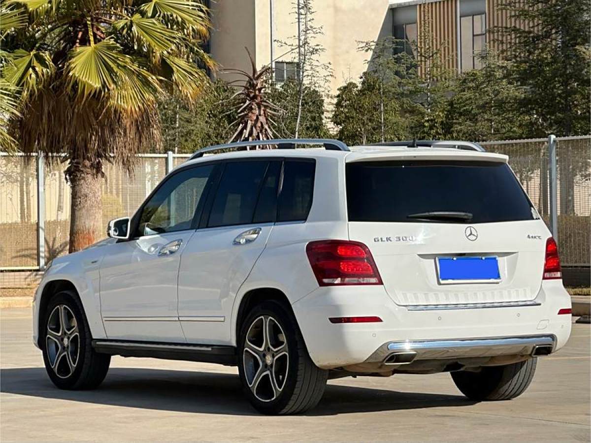 奔馳 奔馳GLK級  2015款 GLK 300 4MATIC 時尚型 極致版圖片