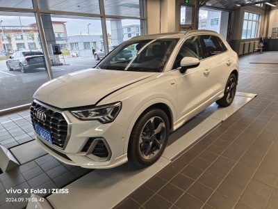 2022年8月 奧迪 奧迪Q3 35 TFSI 時(shí)尚動感型圖片