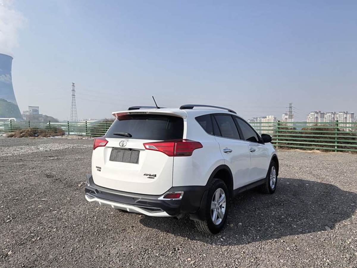 豐田 RAV4榮放  2013款 2.0L CVT四驅(qū)新銳版圖片