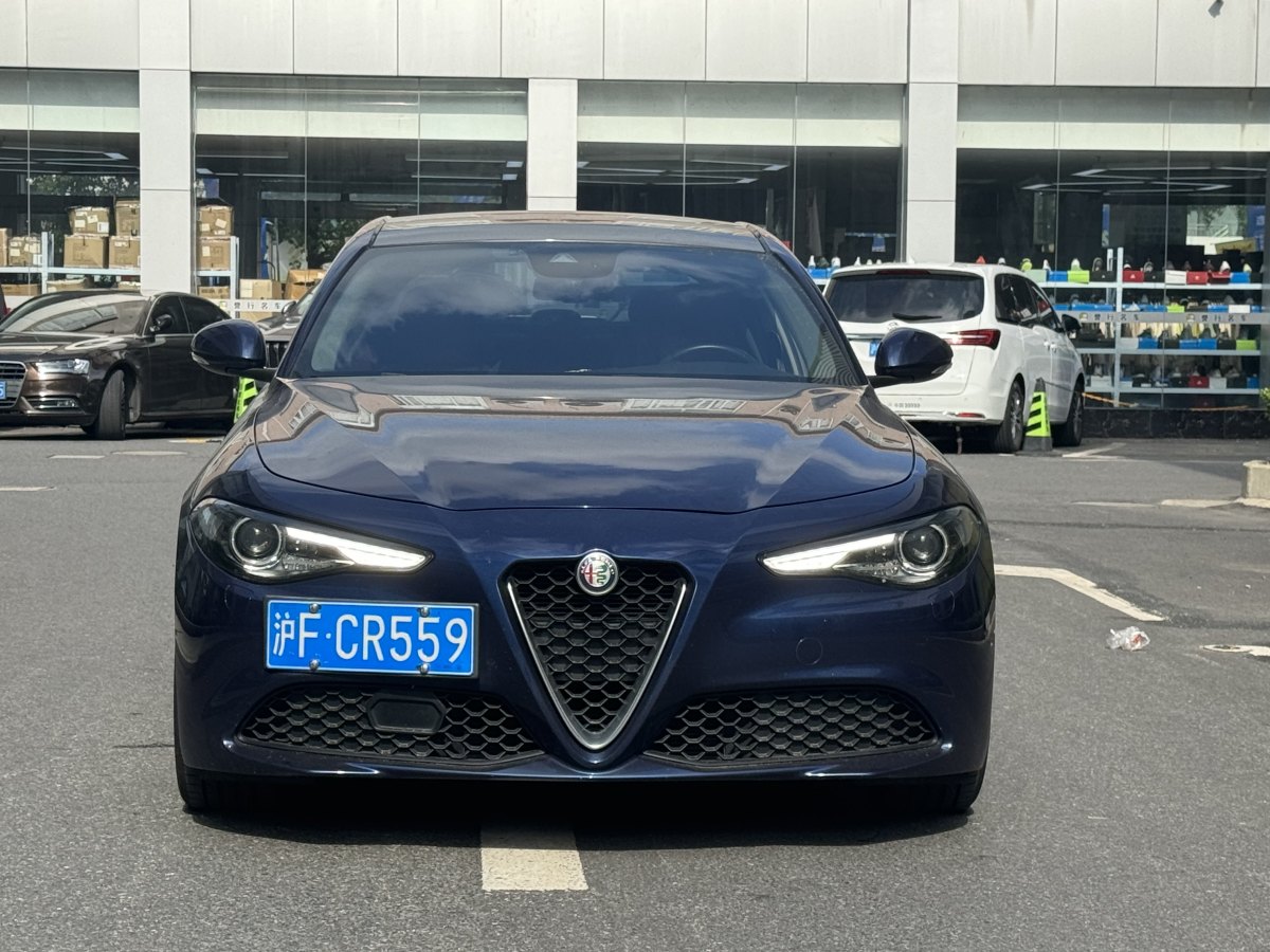 阿爾法·羅密歐 Giulia  2020款 2.0T 280HP 豪華版圖片