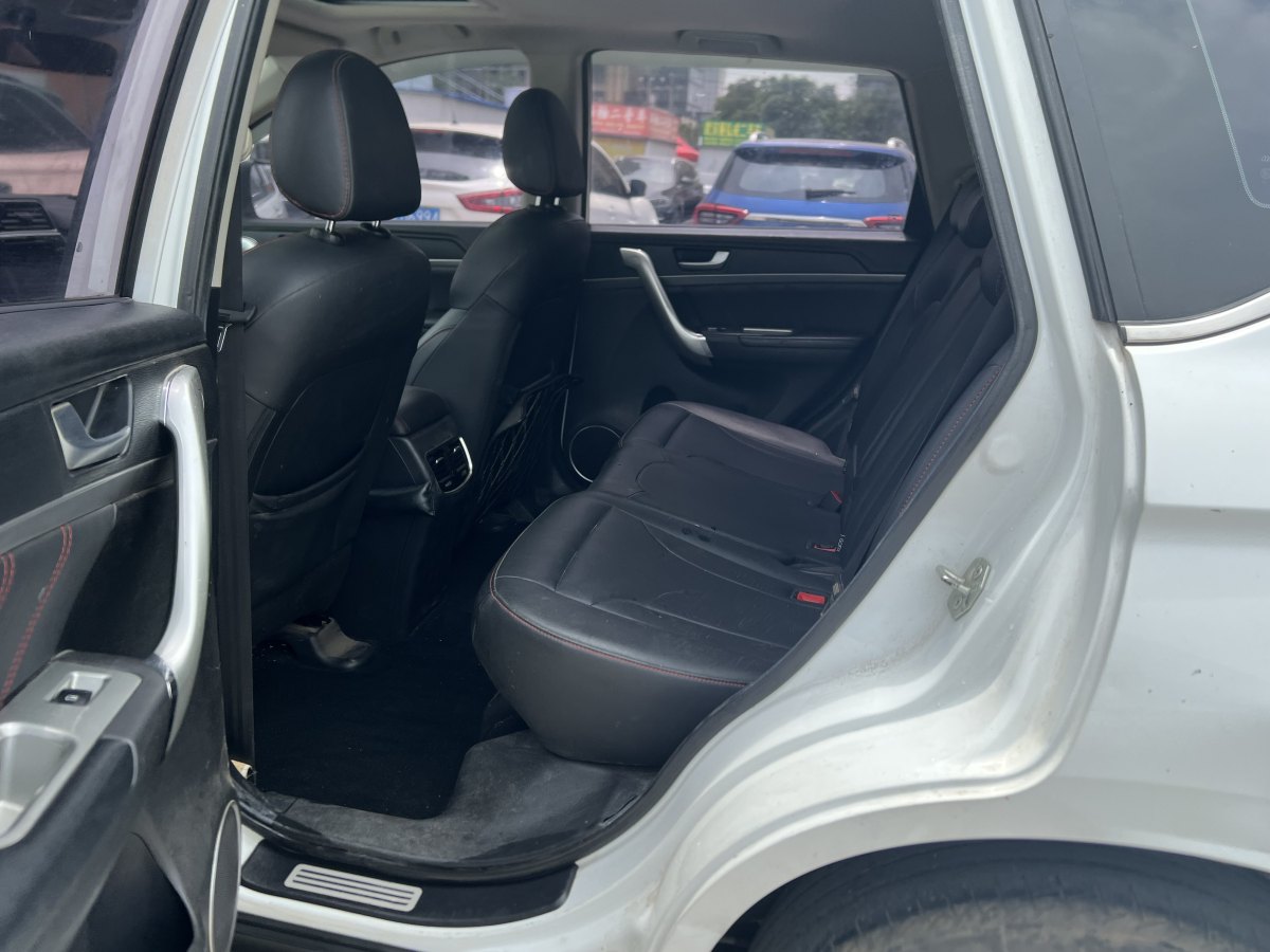 哈弗 M6  2018款 改款 1.5T DCT兩驅(qū)精英型圖片