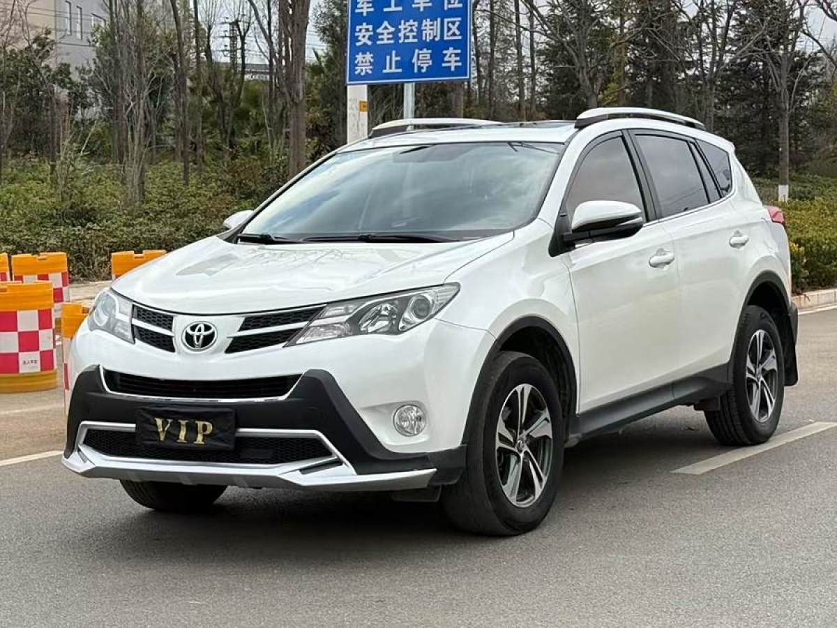 2016年3月豐田 RAV4榮放  2015款 2.0L CVT兩驅(qū)風(fēng)尚版