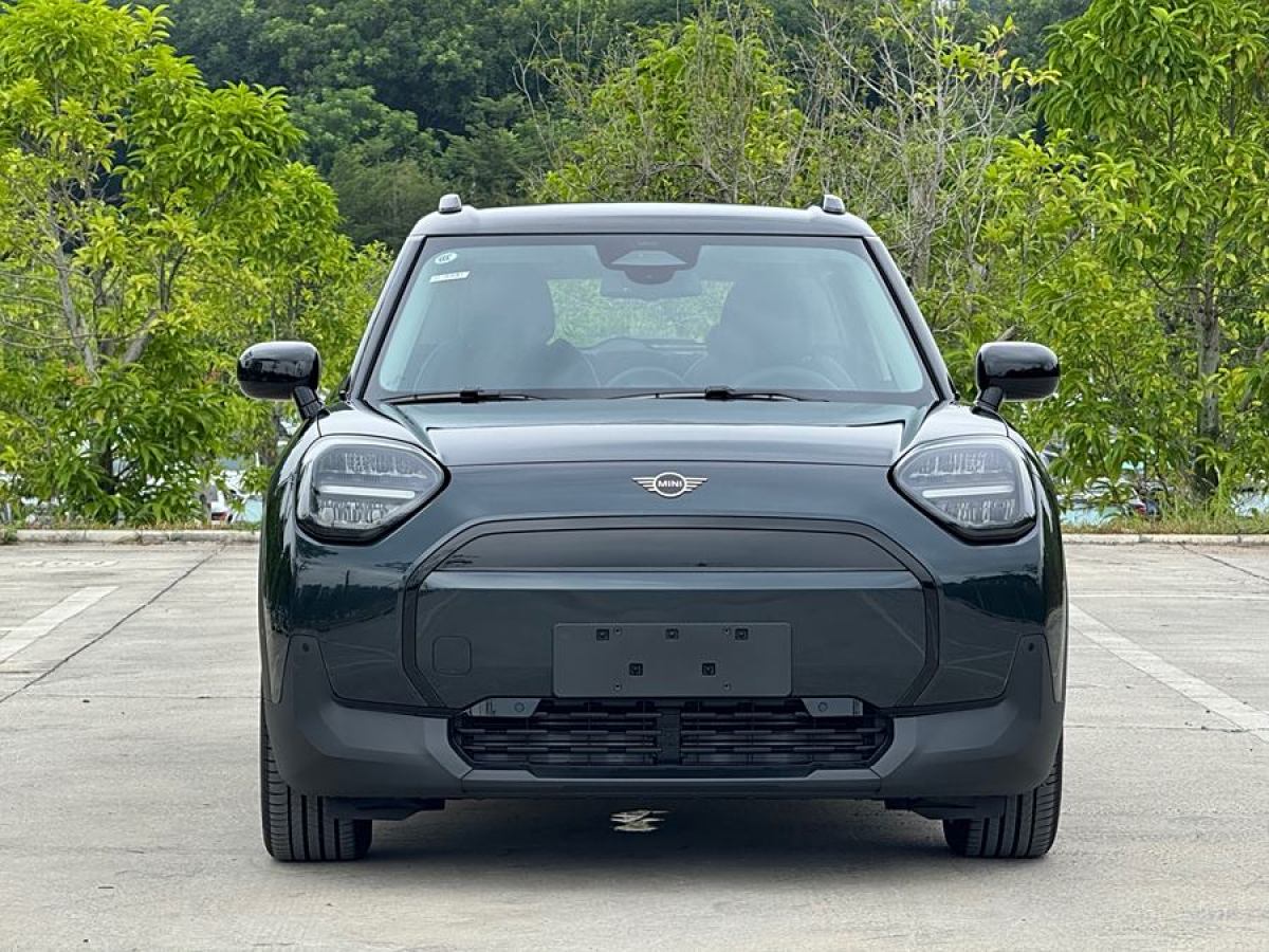 2024年10月MINI COUNTRYMAN  2023款 改款 1.5T COOPER 經(jīng)典派