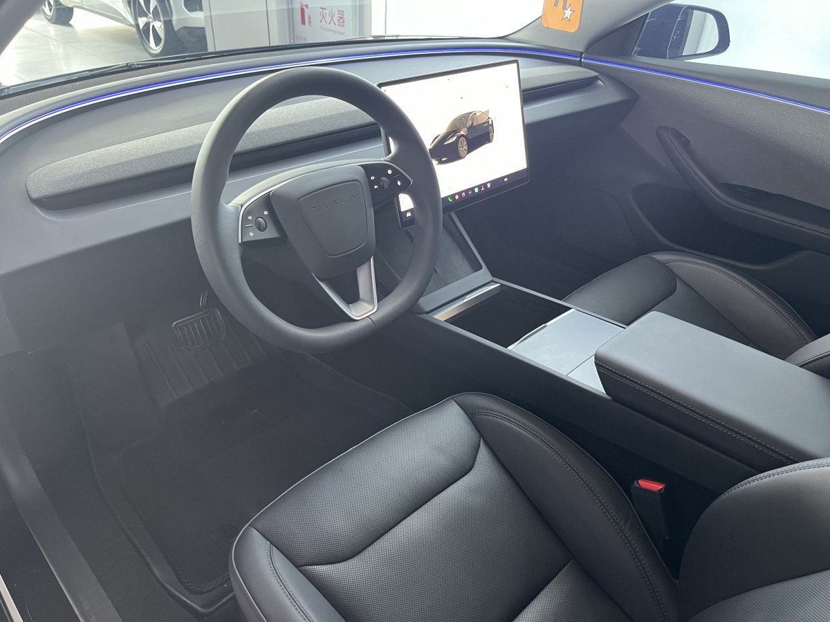 特斯拉 Model Y  2023款 煥新版 后輪驅(qū)動圖片