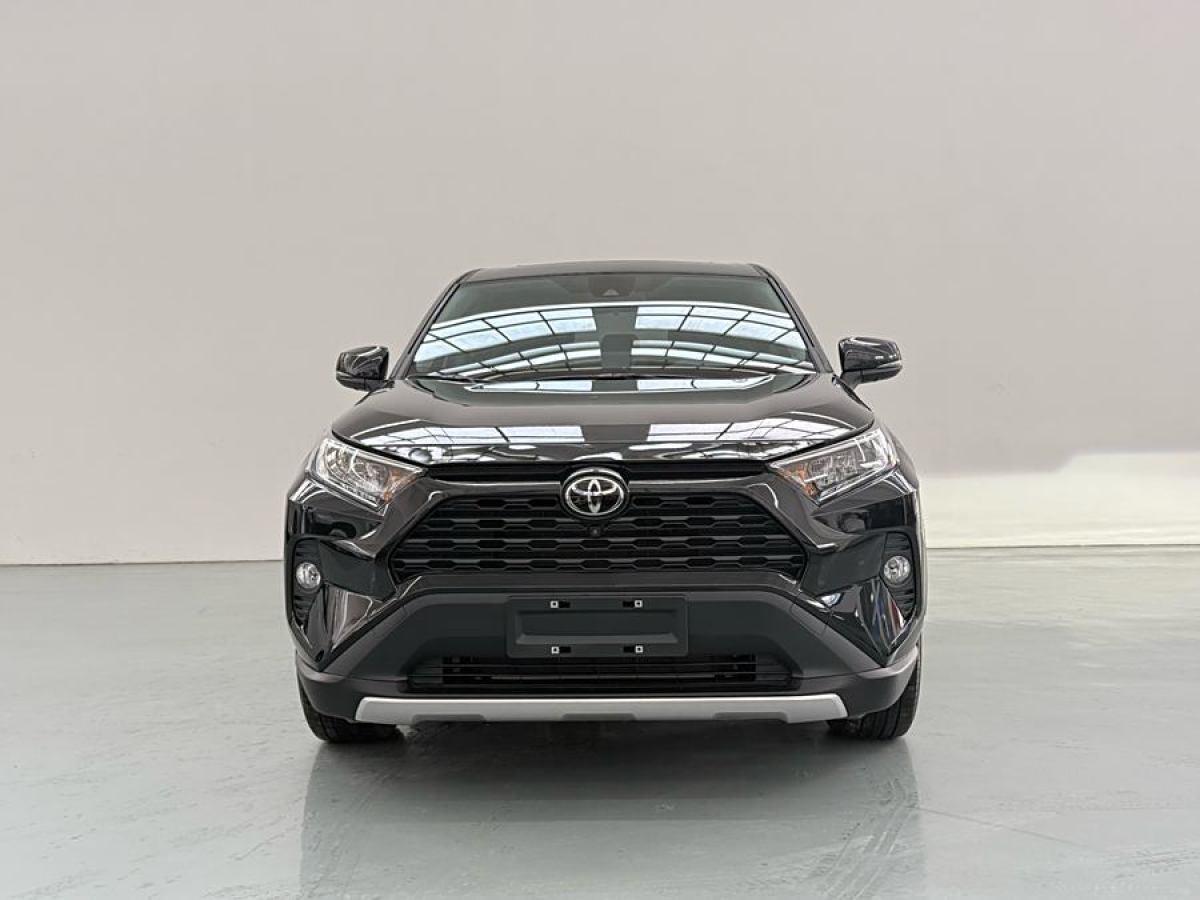 豐田 RAV4榮放  2022款 2.0L CVT兩驅(qū)風尚Plus版圖片