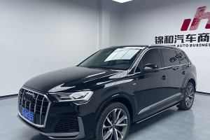 奧迪Q7 奧迪 55 TFSI quattro S line運(yùn)動(dòng)型