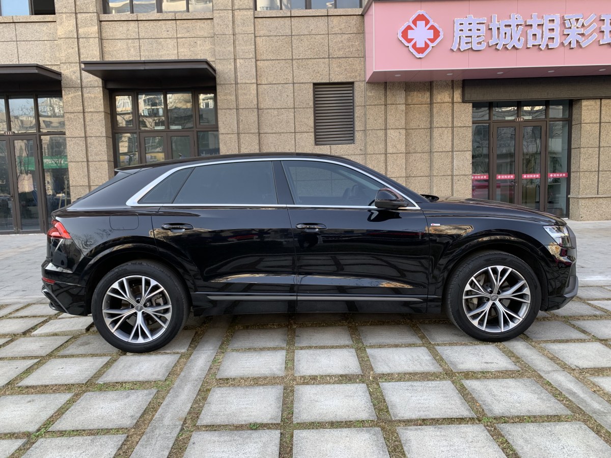 奧迪 奧迪Q8  2021款 55 TFSI 豪華動(dòng)感型圖片