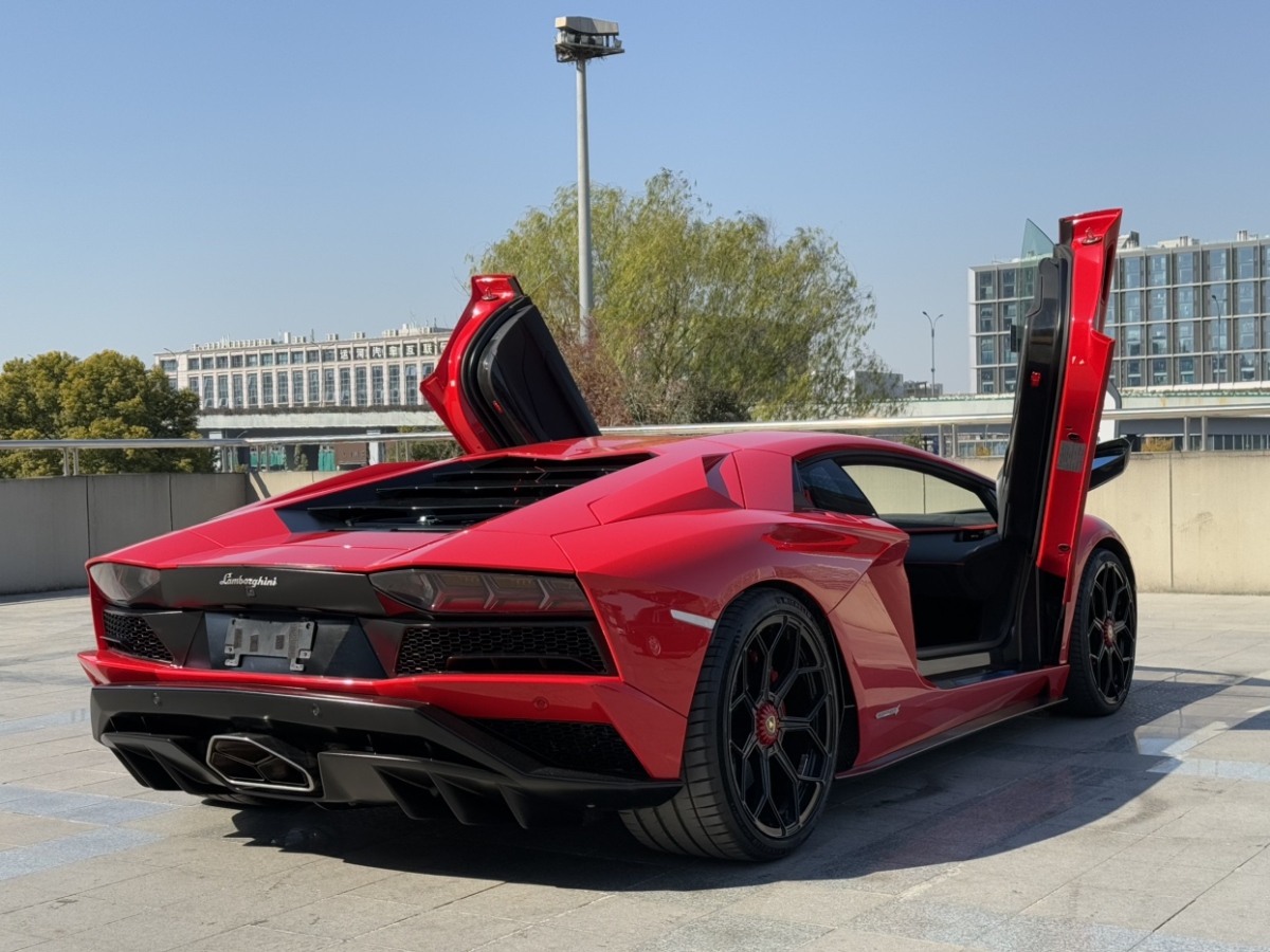 蘭博基尼 Aventador  2017款 Aventador S圖片