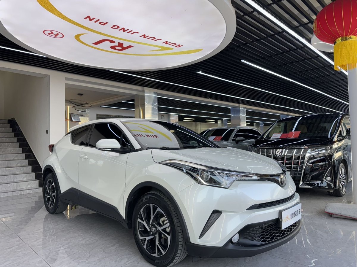 豐田 C-HR  2021款 2.0L 舒適版圖片