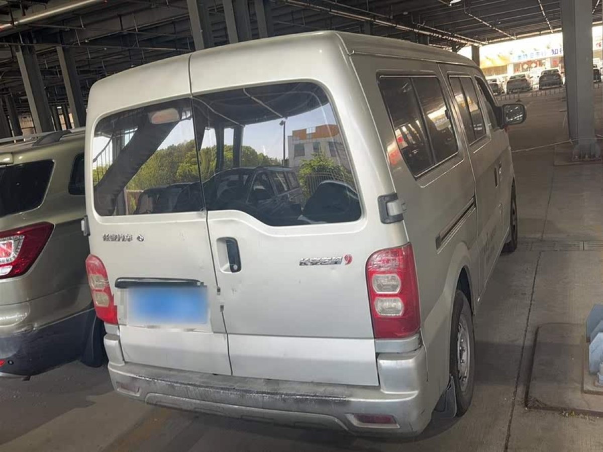 長安歐尚 長安之星9  2020款 1.5L 基本型客車5座國VI DAM15KR圖片