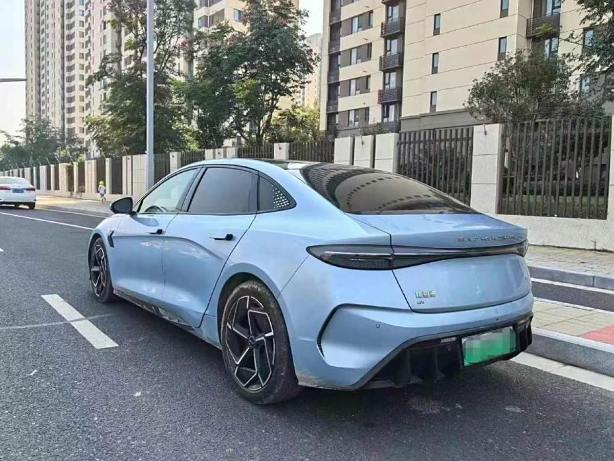 2022年10月比亞迪 海豹  2022款 700km 長(zhǎng)續(xù)航后驅(qū)版