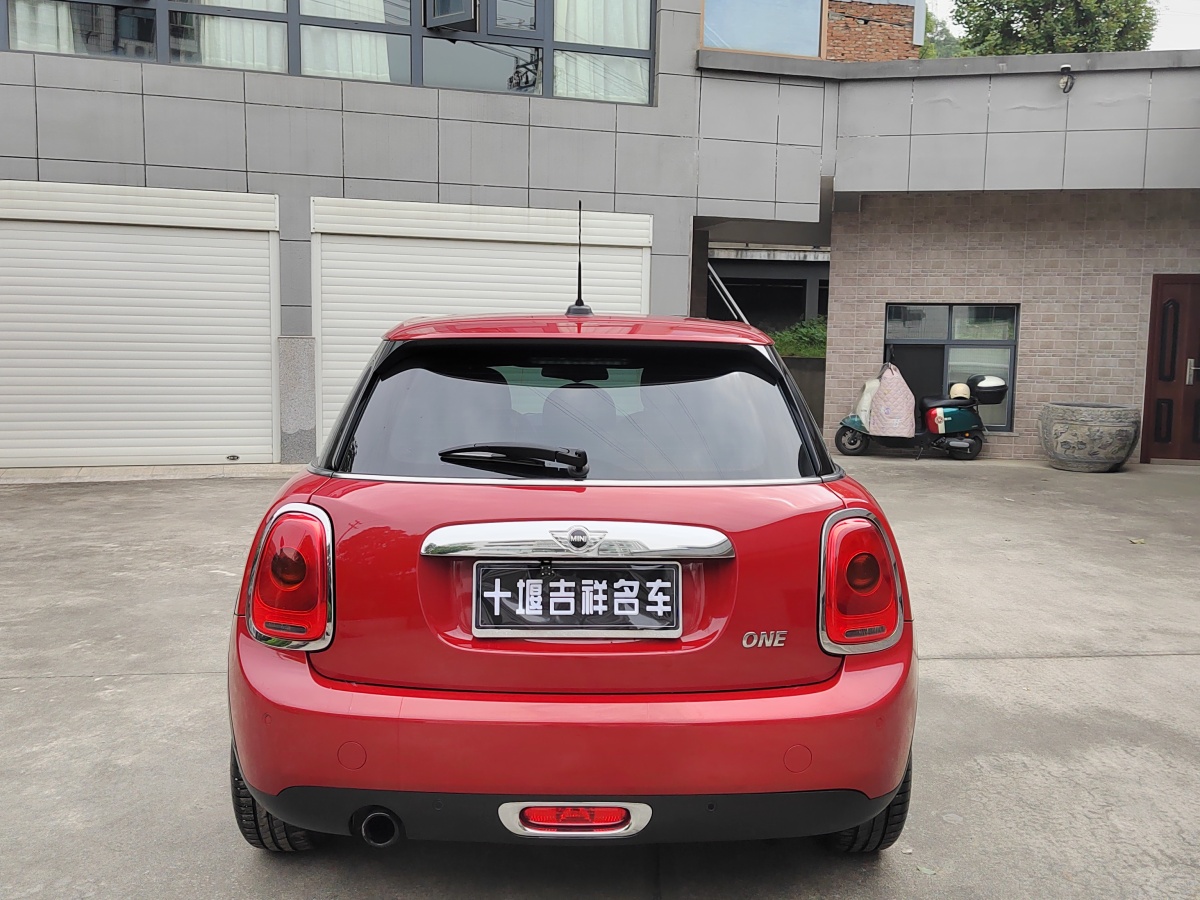 MINI MINI  2016款 1.2T ONE 先鋒派 五門版圖片