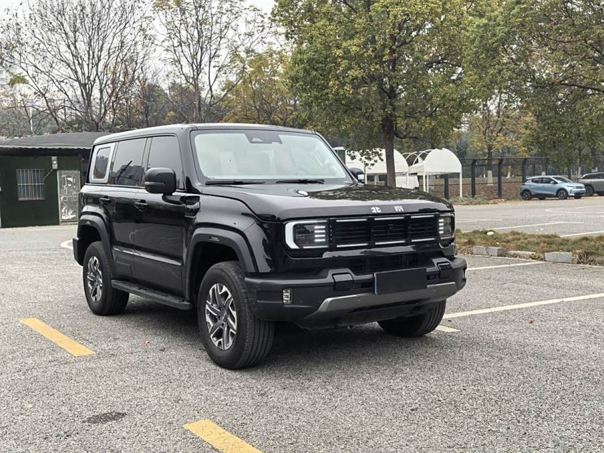 北京 BJ40  2024款 2.0T 城市獵人版 俠客型圖片