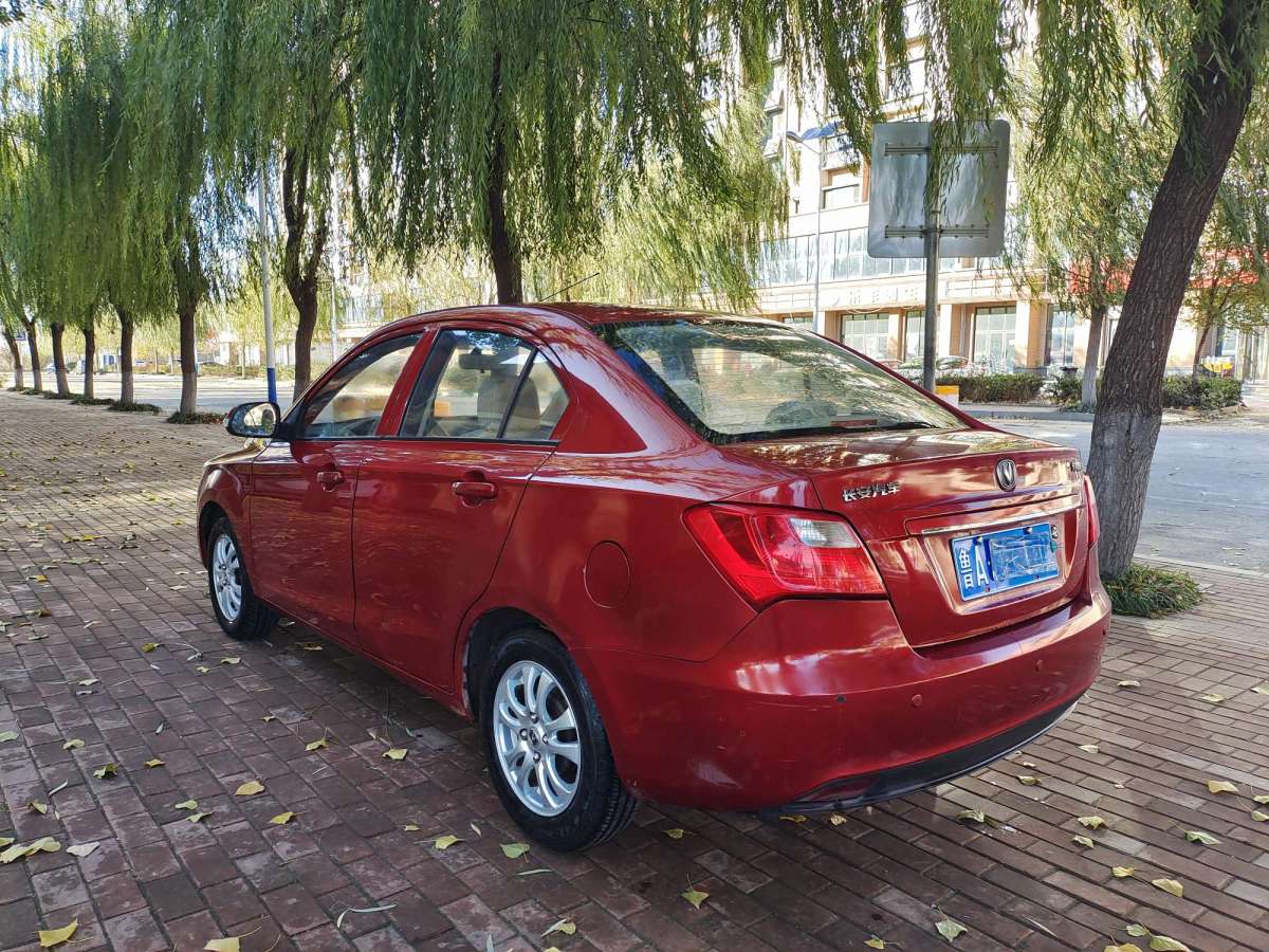 長安 悅翔V3  2012款 1.3L 手動標準型圖片