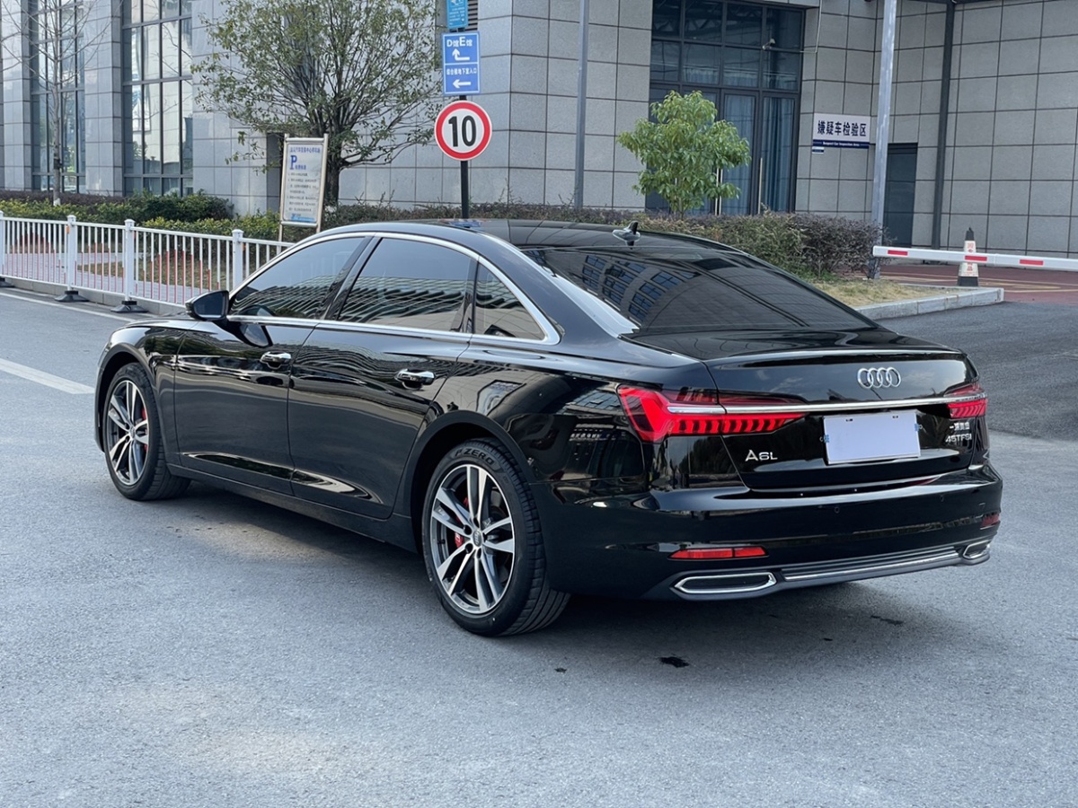 奧迪 奧迪A6L  2021款 45 TFSI 臻選致雅型圖片