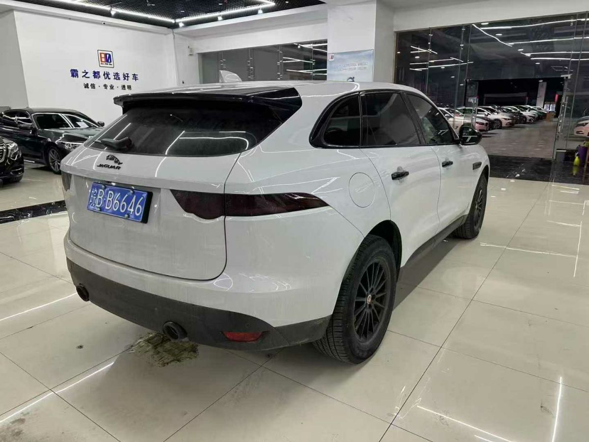 捷豹 XE  2019款 2.0T 300PS 四驅(qū)Landmark Edition圖片