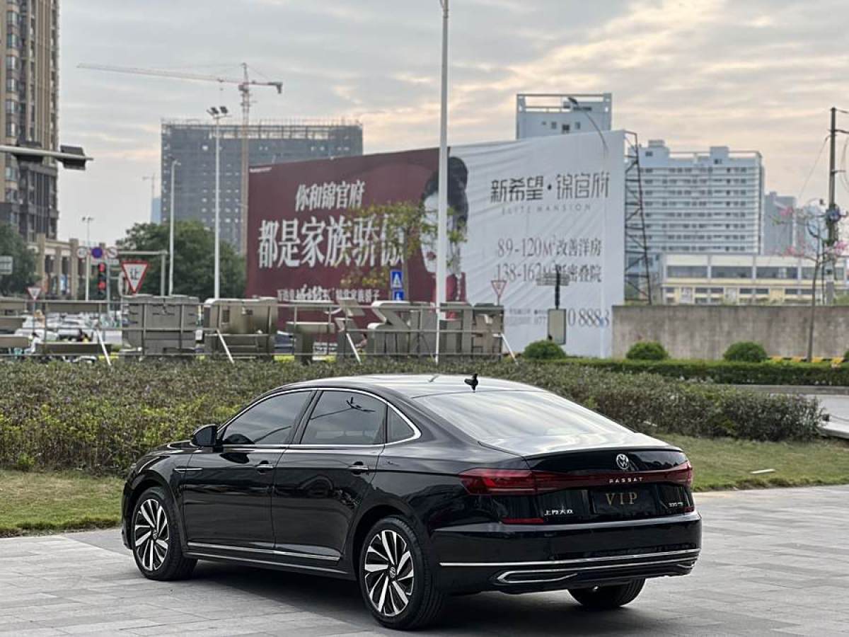 大眾 帕薩特  2022款 330TSI 豪華版圖片