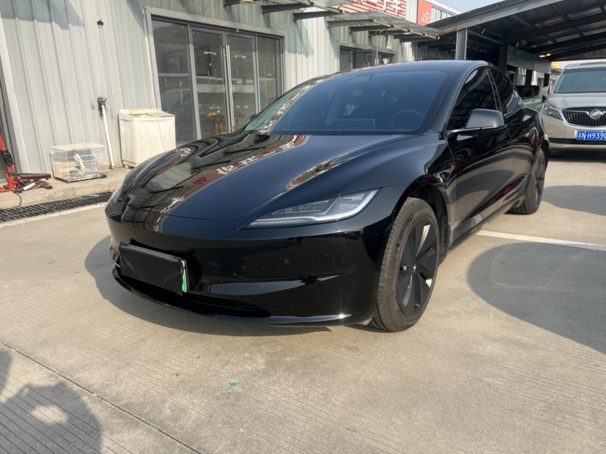 特斯拉 Model 3  2023款 煥新版 后輪驅(qū)動圖片