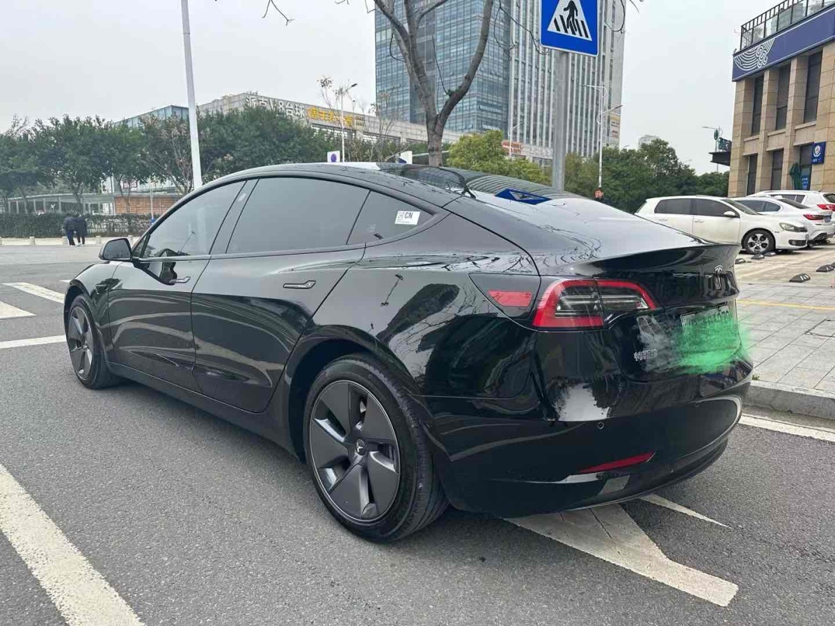 特斯拉 Model 3  2022款 改款 后輪驅(qū)動(dòng)版圖片