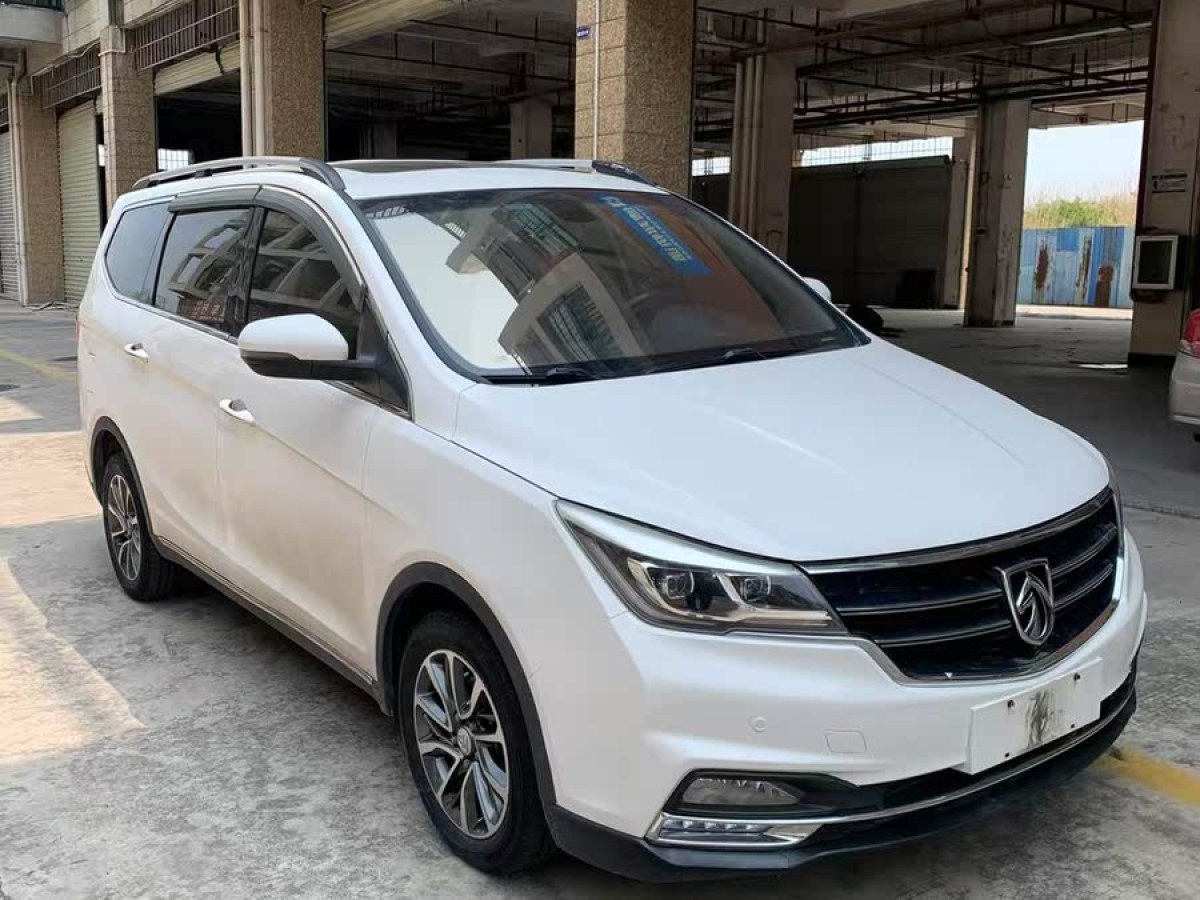 寶駿 730  2017款 1.8L iAMT尊享型 7座圖片