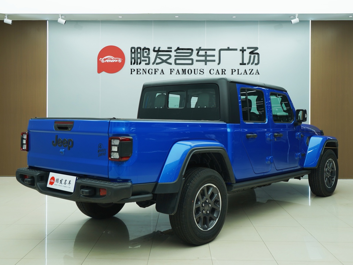 Jeep 角斗士  2022款 3.6L 先行版图片