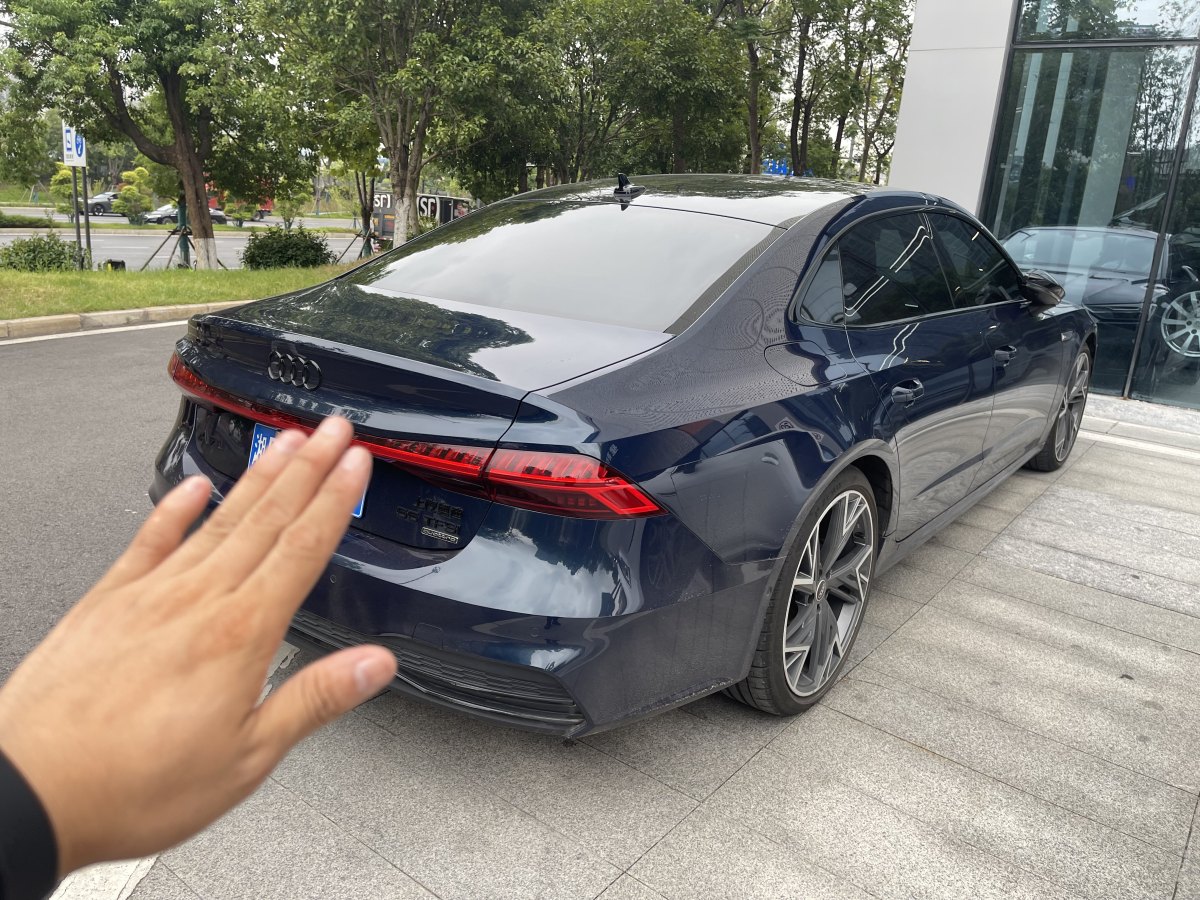 奥迪 奥迪A7L  2022款 55 TFSI quattro S-line edition one先行版图片