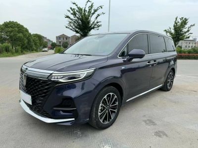 2020年12月 荣威 RX3 1.6L CVT集成儿童安全座椅超爽版图片