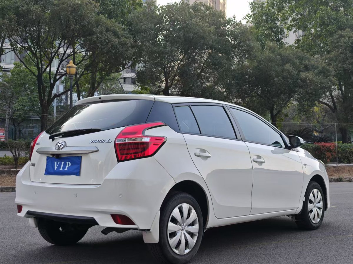 2018年1月豐田 YARiS L 致炫 