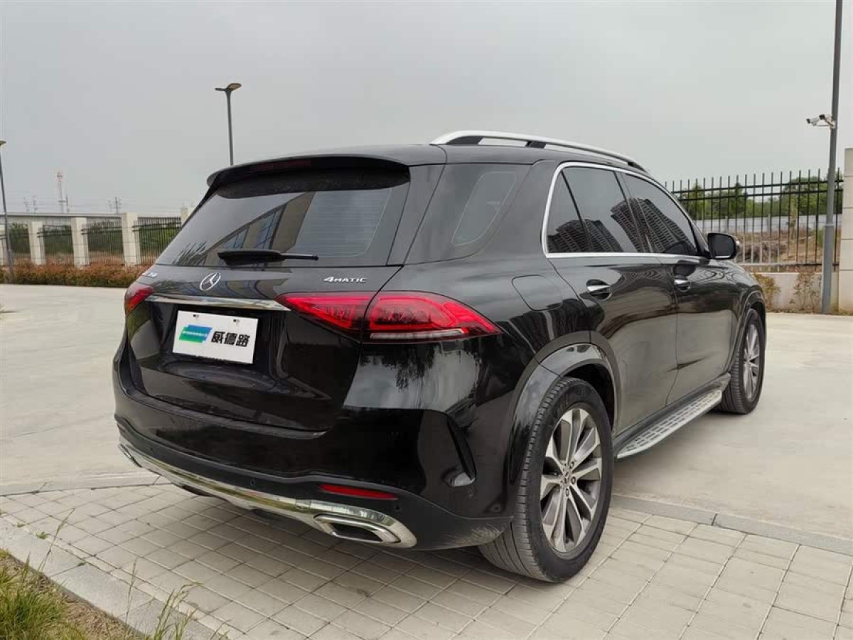 奔馳 奔馳GLE  2024款 改款 GLE 350 4MATIC 時(shí)尚型圖片