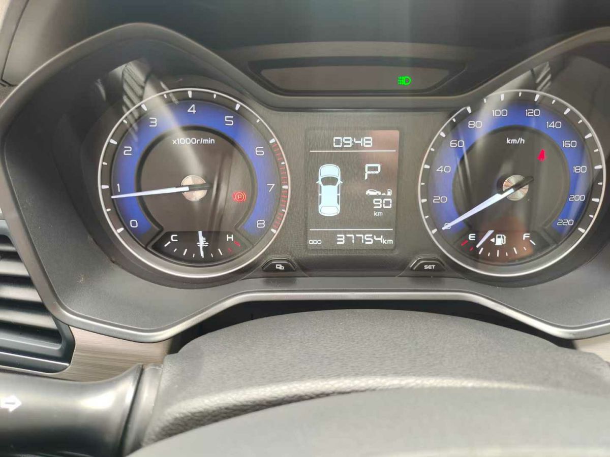 吉利 遠景X3  2021款 PRO 1.5L CVT尊貴型圖片