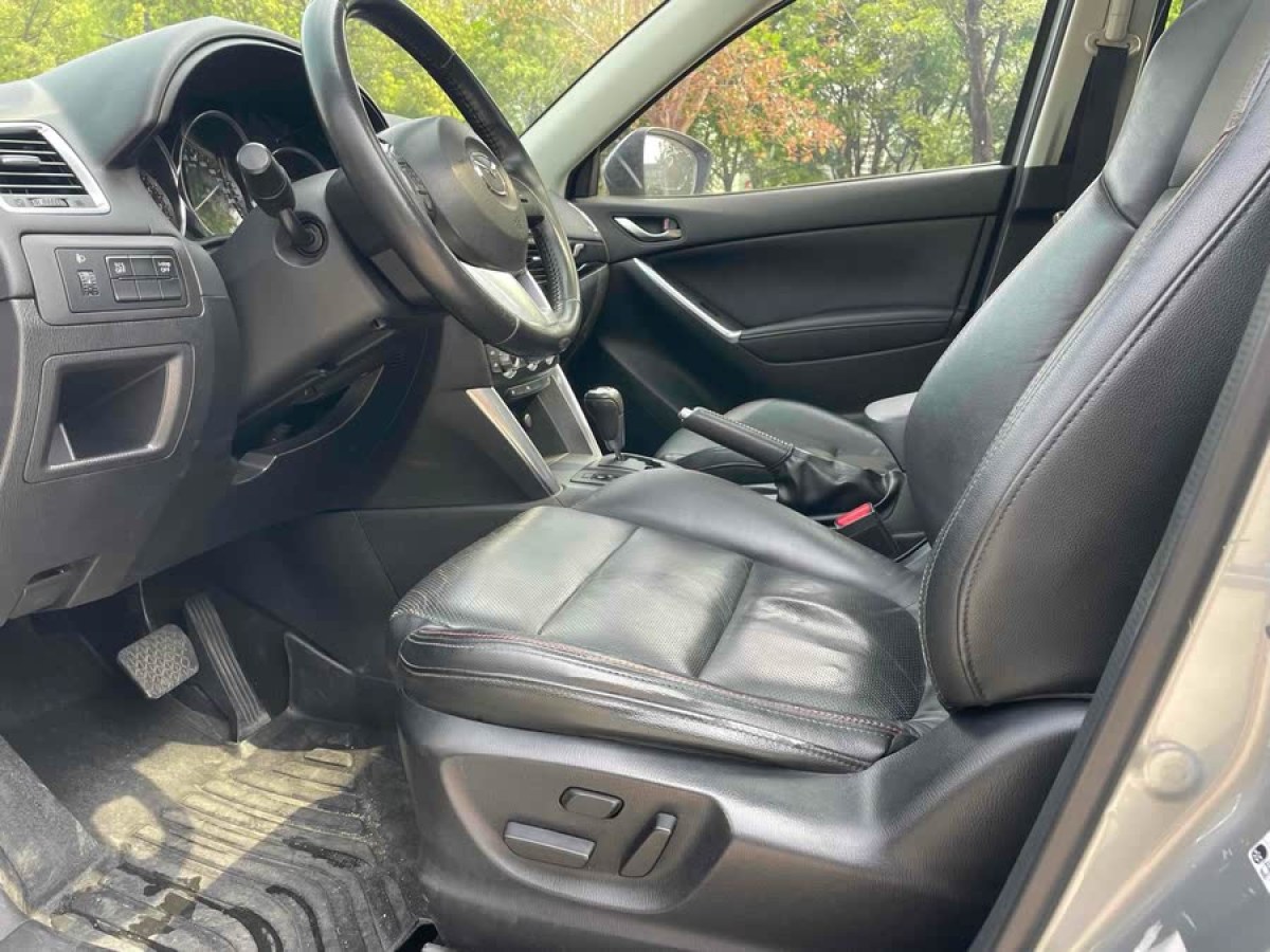 馬自達(dá) CX-5  2013款 2.5L 自動(dòng)四驅(qū)豪華型圖片