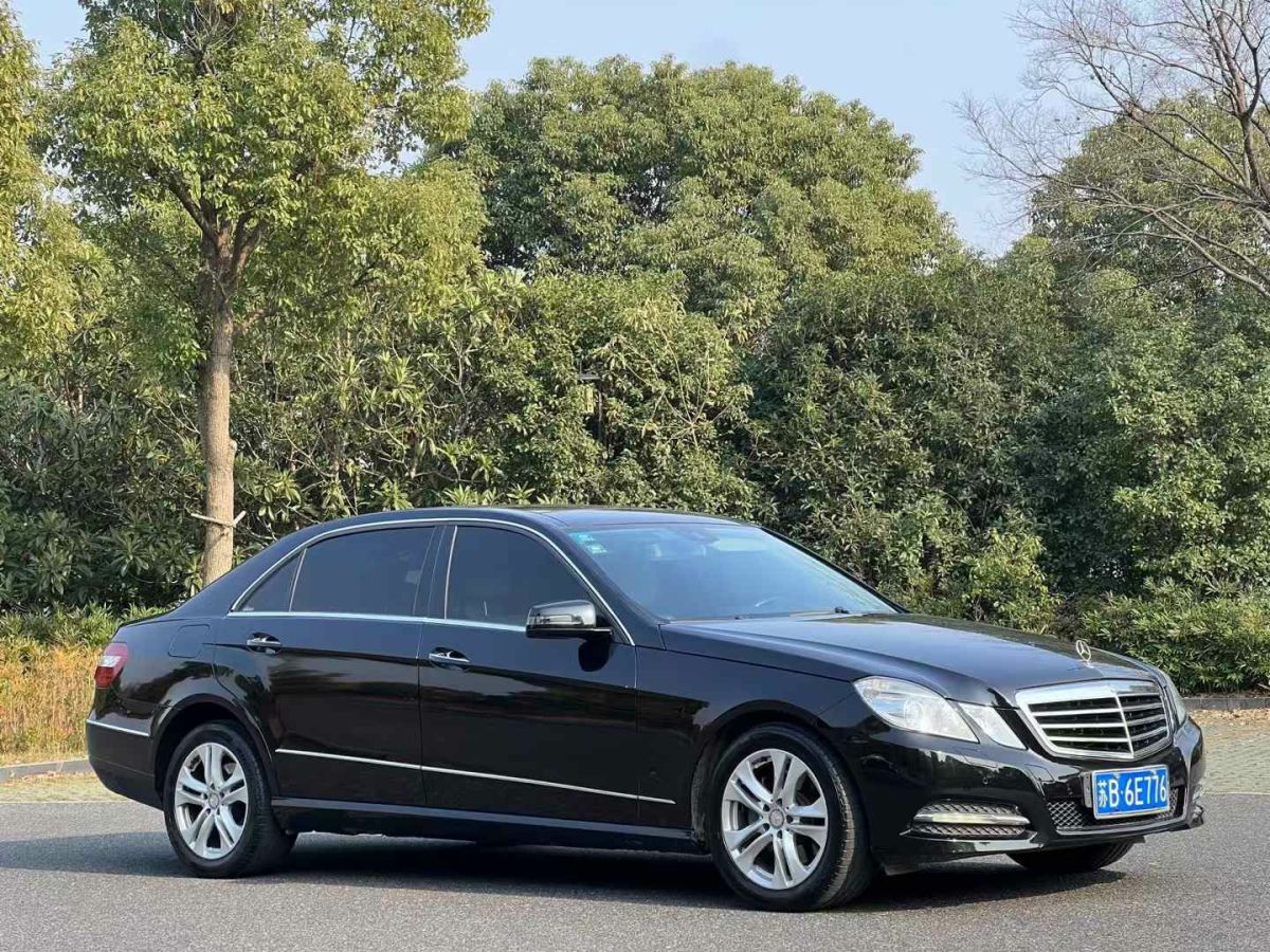 奔馳 奔馳E級  2010款 E 260 L CGI優(yōu)雅型圖片