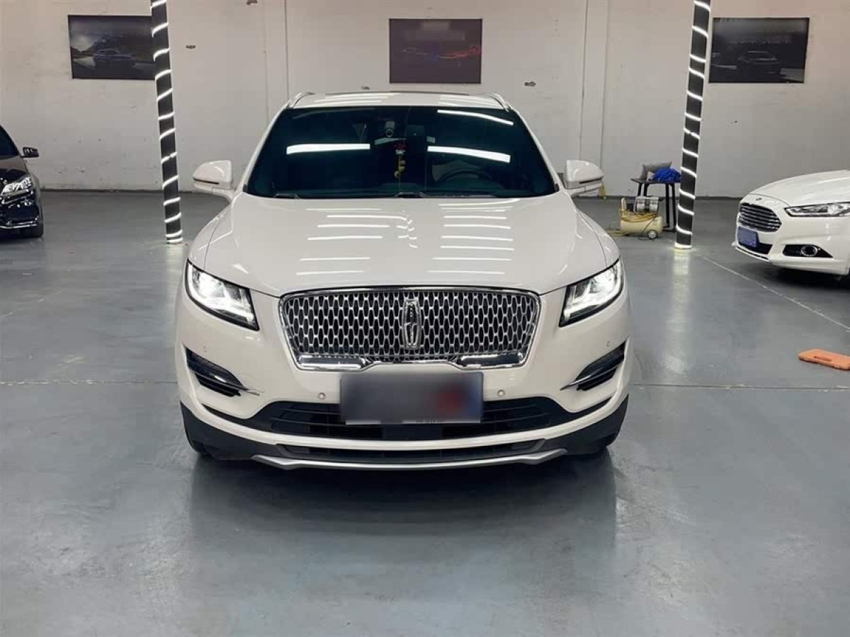 林肯 MKC  2019款 2.0T 兩驅(qū)尊雅版 國VI圖片