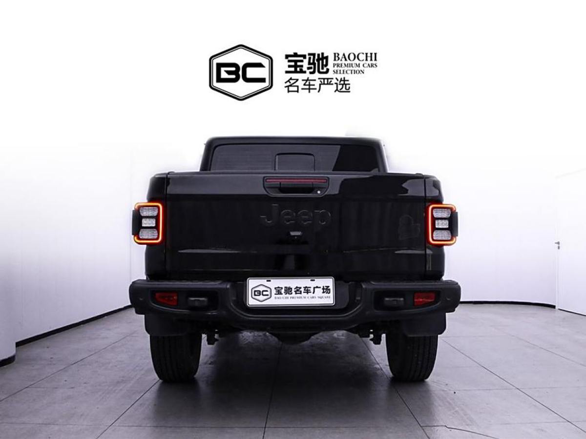 2023年3月Jeep 角斗士  2022款 3.6L 先行版