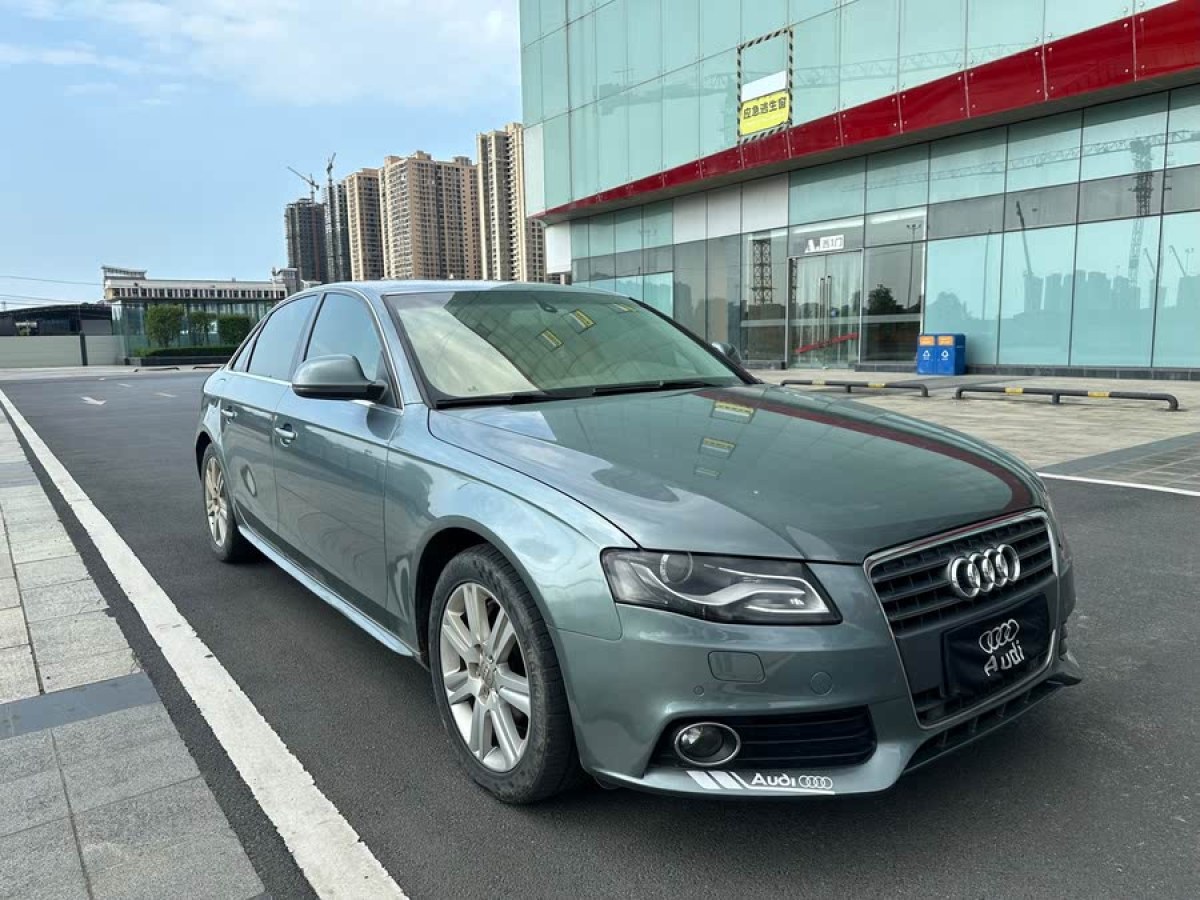 奧迪 奧迪A4L  2010款 2.0 TFSI 豪華型圖片