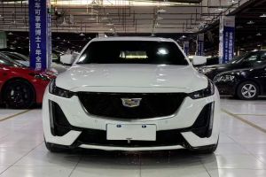 XT6 凯迪拉克 2.0T 七座两驱豪华型