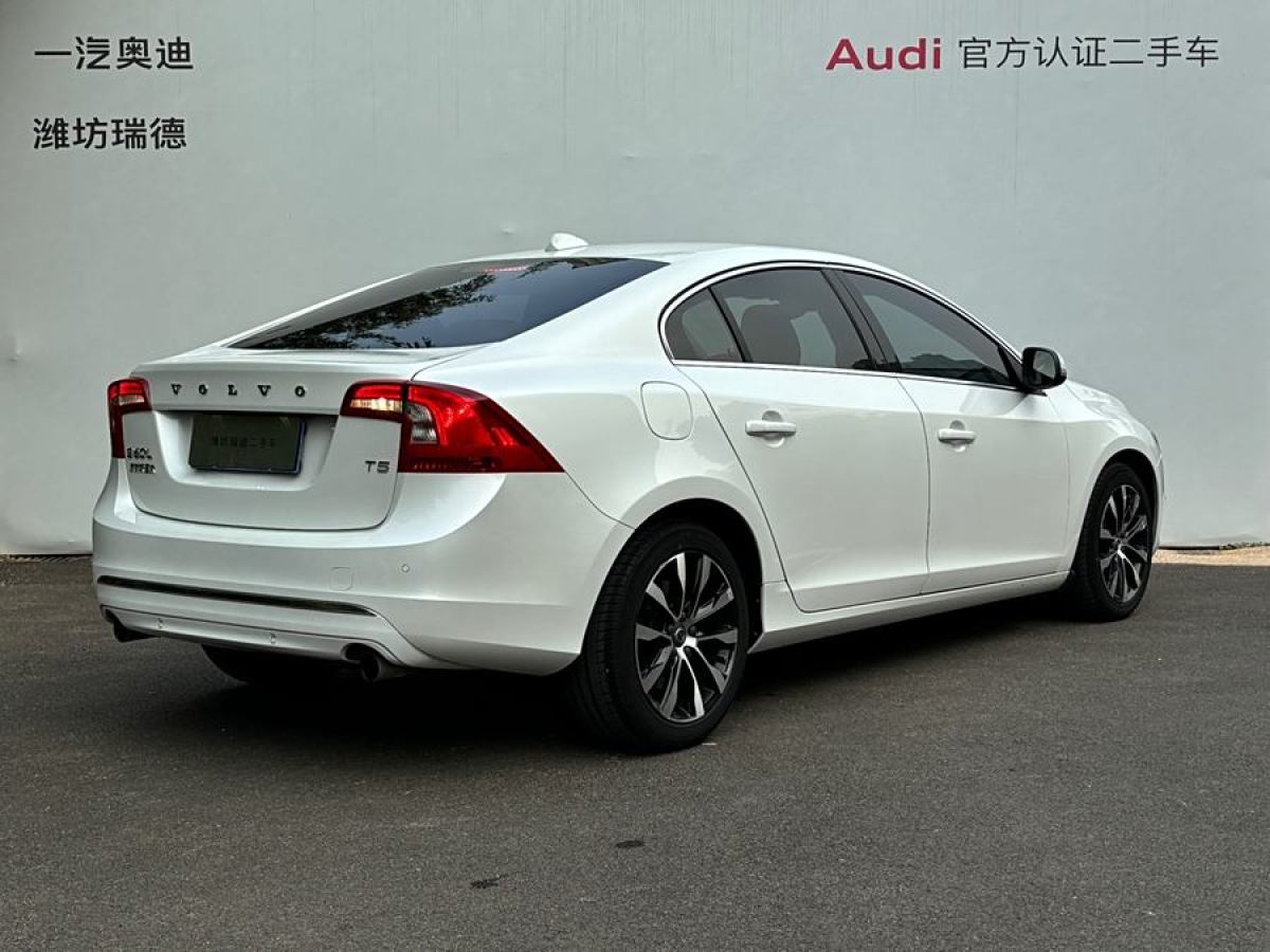 沃爾沃 S60  2014款 改款 T5 個性運動版圖片