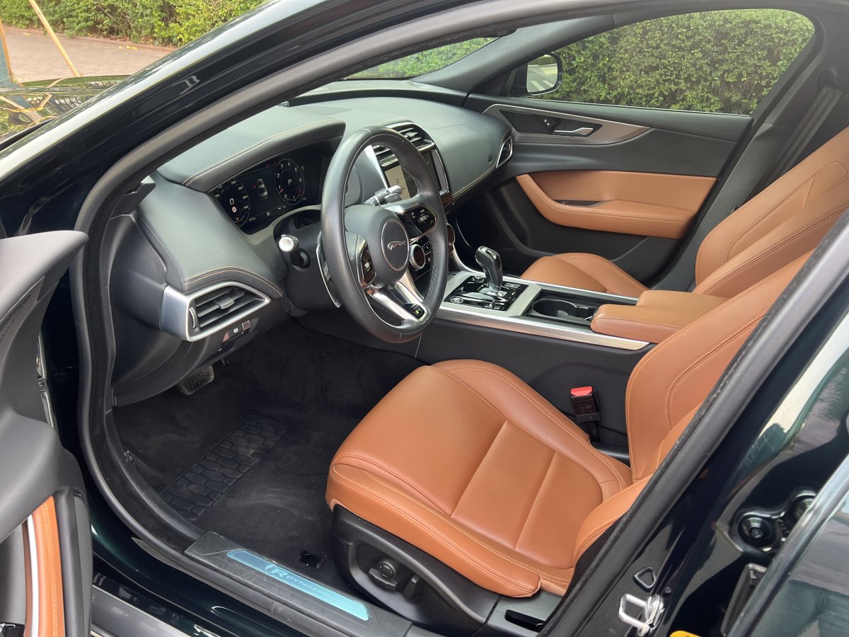捷豹 XEL  2022款 2.0T 250PS R-DYNAMIC S進取運動版圖片