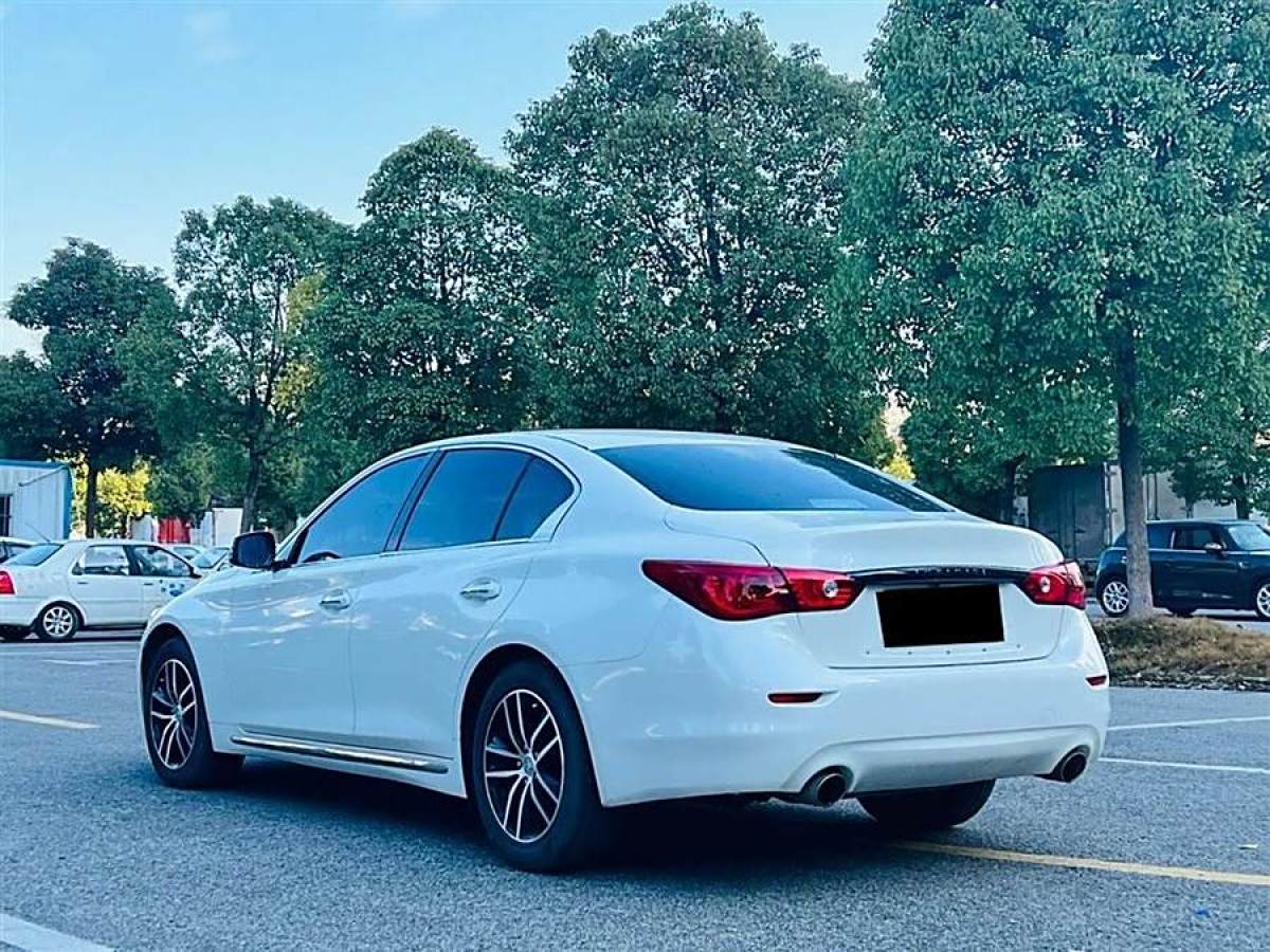 英菲尼迪 Q50L  2015款 2.0T 悅享版圖片