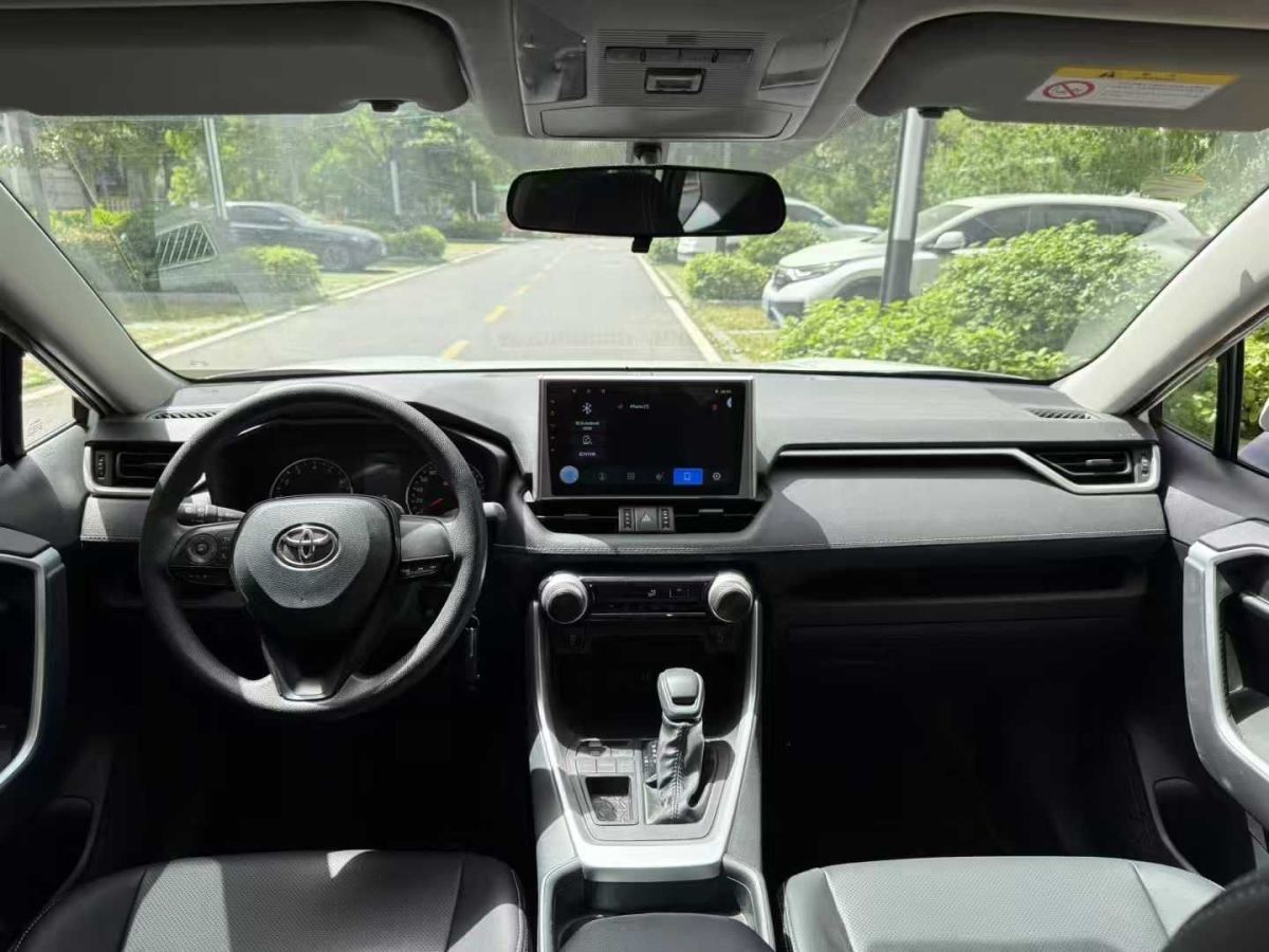 豐田 威蘭達(dá)  2023款 2.0L CVT兩驅(qū)尊貴版圖片