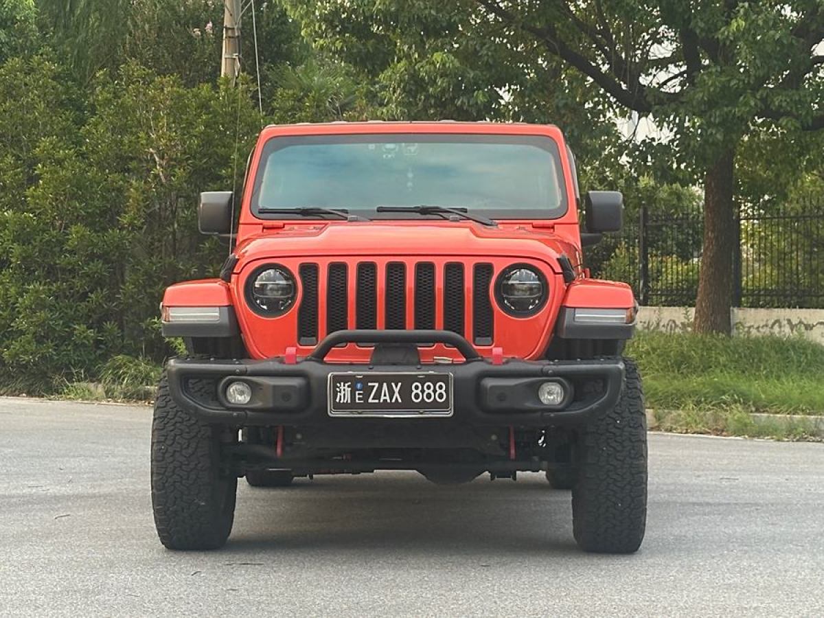 Jeep 牧馬人  2019款 2.0T Sahara 四門版 國(guó)VI圖片