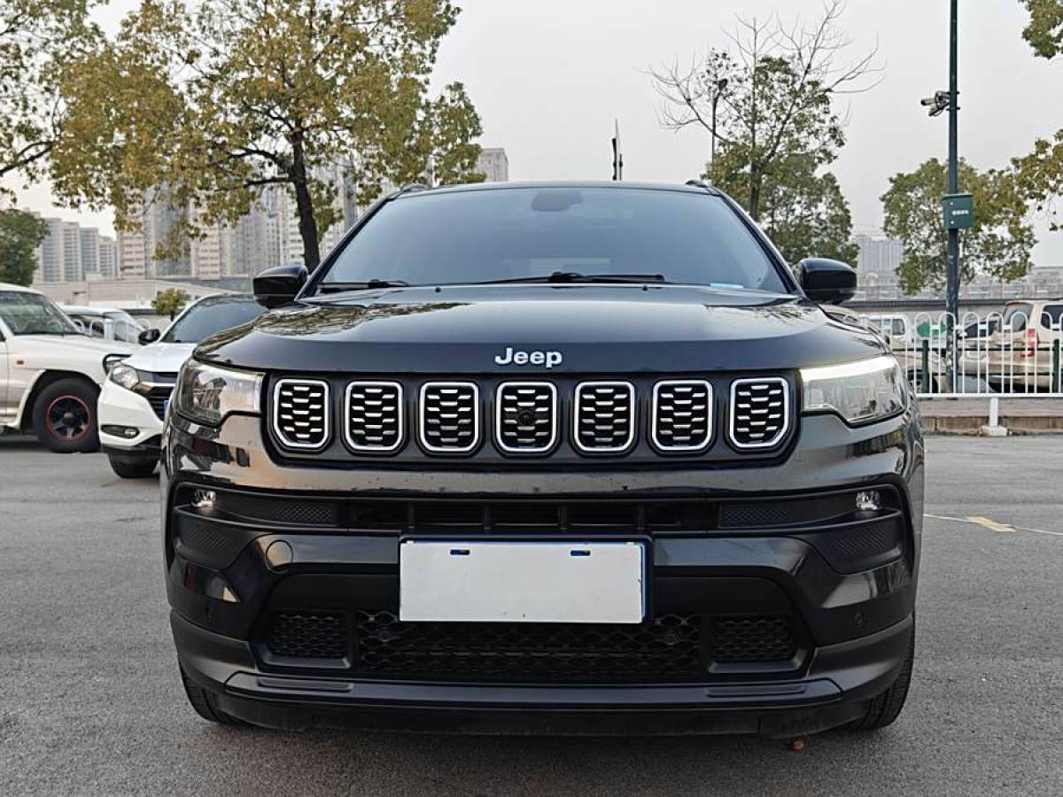 Jeep 指南者  2021款 220T 自動(dòng)四驅(qū)精英版圖片