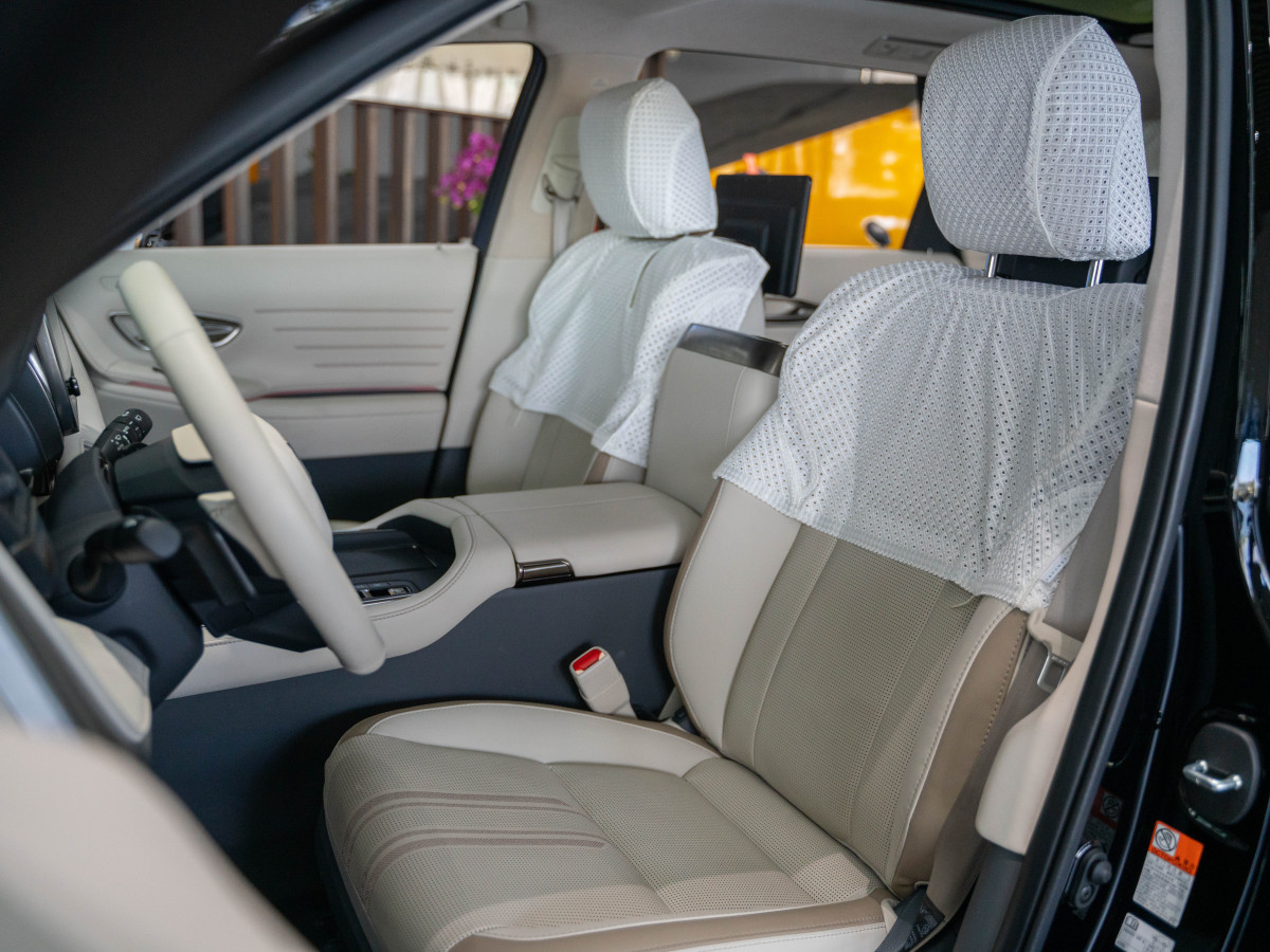 豐田 世極  2024款 3.5L PHEV 基礎(chǔ)版圖片