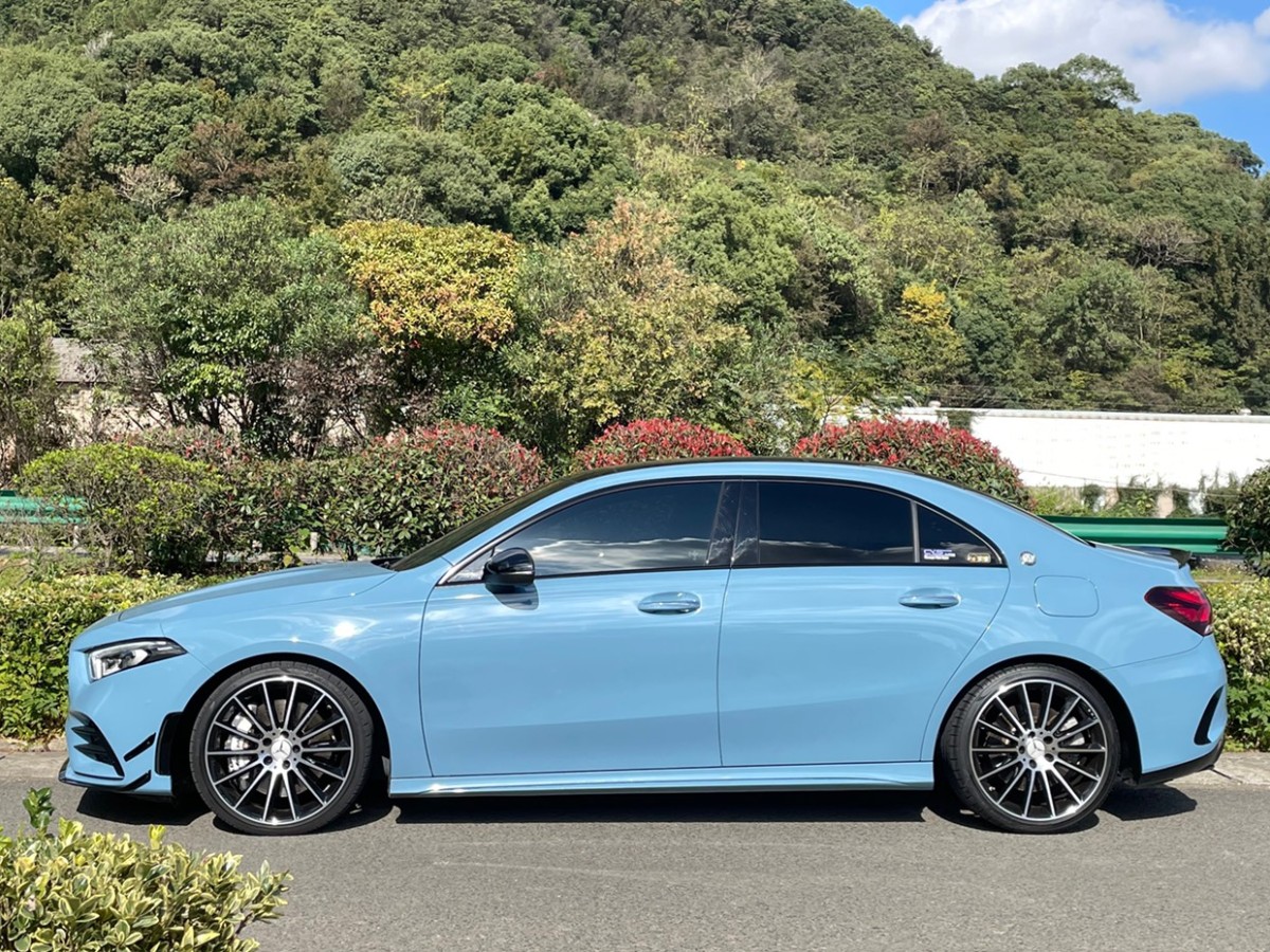 奔馳 奔馳A級(jí)AMG  2020款 AMG A 35 4MATIC圖片