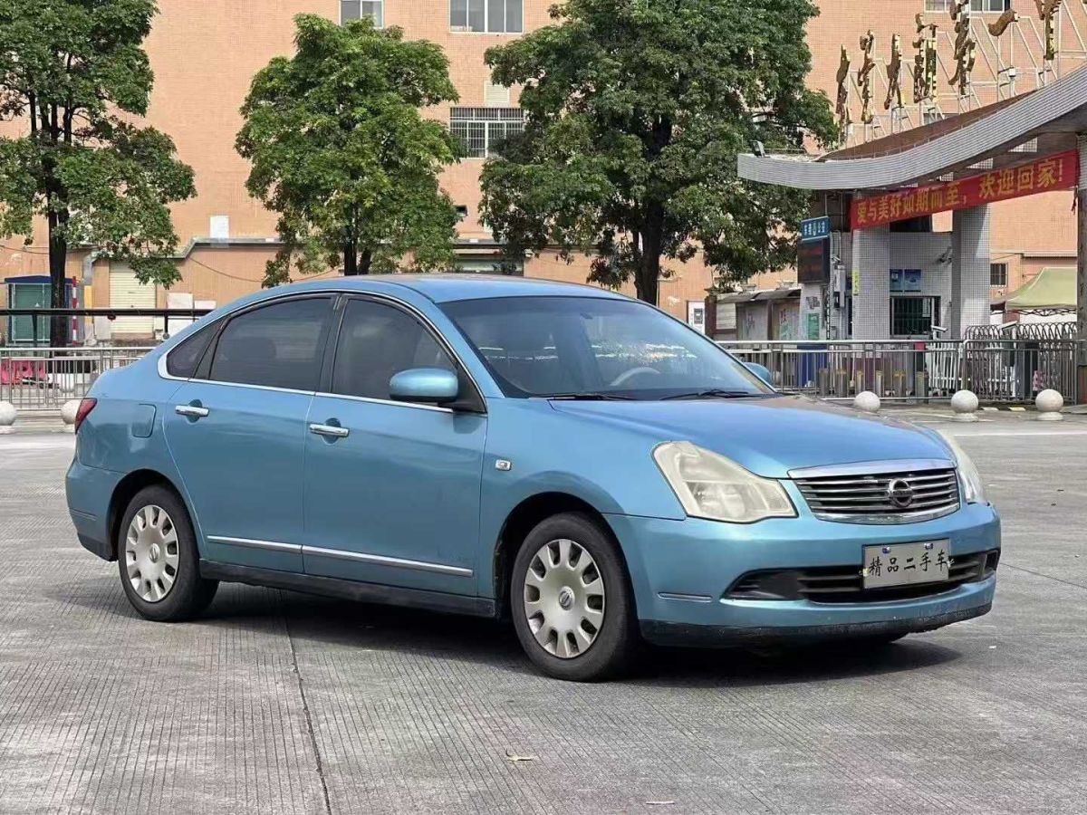 日產(chǎn) 軒逸  2007款 2.0 XL 科技天窗版圖片