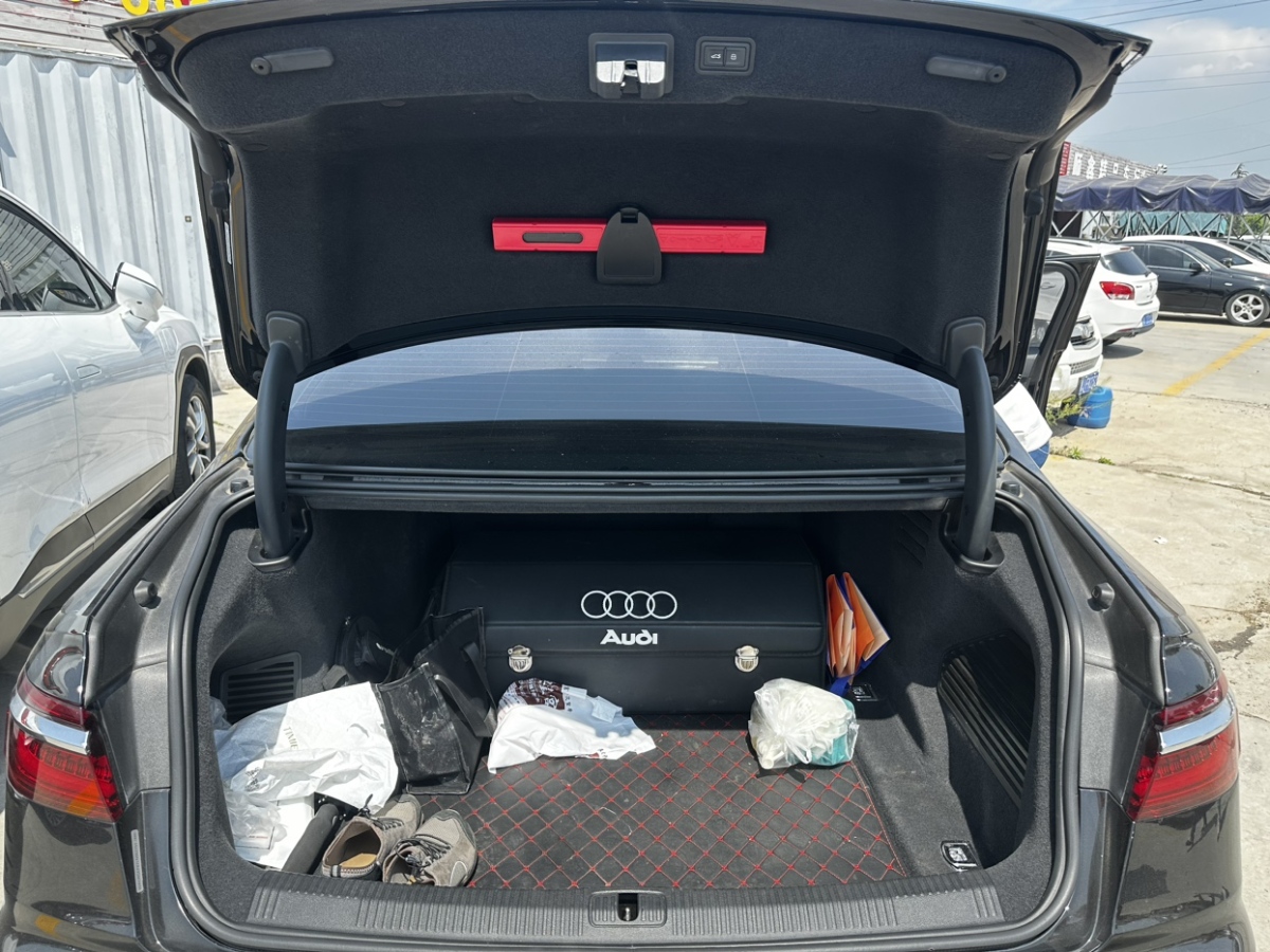 奥迪 奥迪A8  2019款 A8L 55 TFSI quattro 豪华型图片