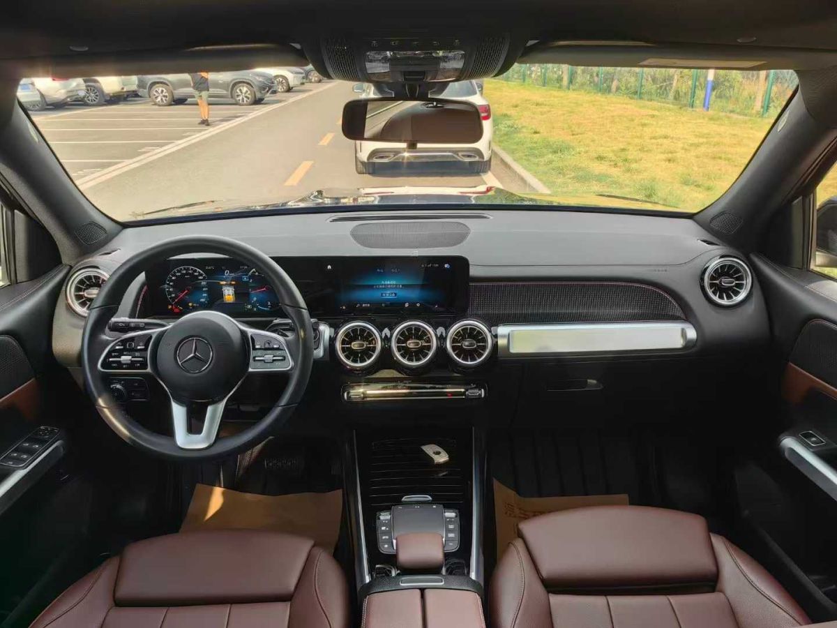 福特 全順  2022款 2.0T汽油多功能商用車(chē)中軸低頂上掀尾門(mén)國(guó)VI圖片